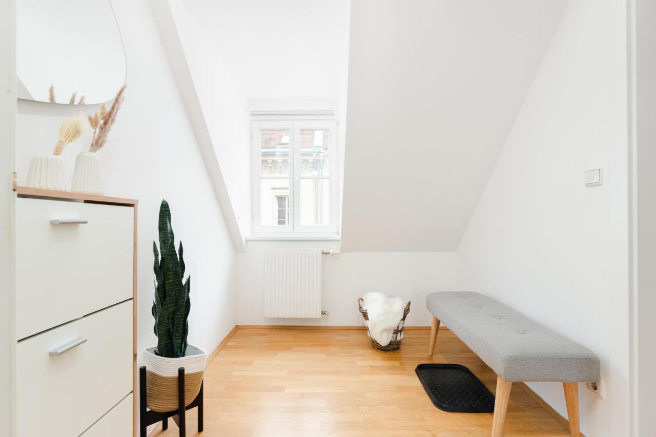 Comfy Downtown Loft - Self Check-In - Centre Of Graz Lejlighed Eksteriør billede