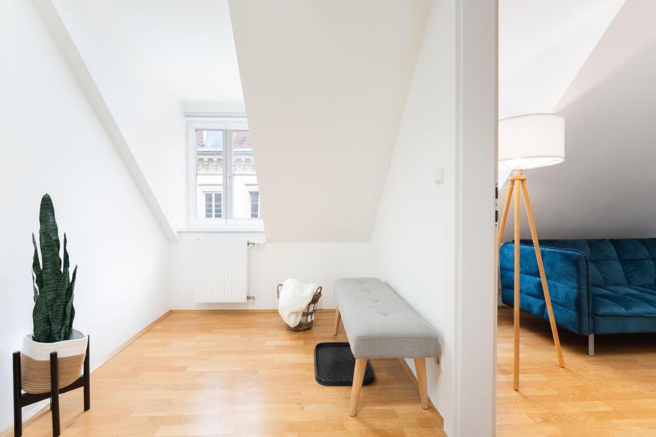 Comfy Downtown Loft - Self Check-In - Centre Of Graz Lejlighed Eksteriør billede