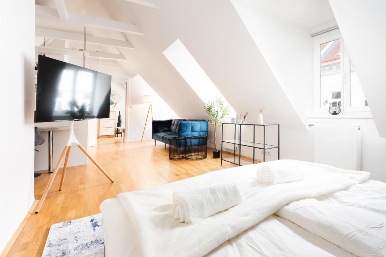 Comfy Downtown Loft - Self Check-In - Centre Of Graz Lejlighed Eksteriør billede